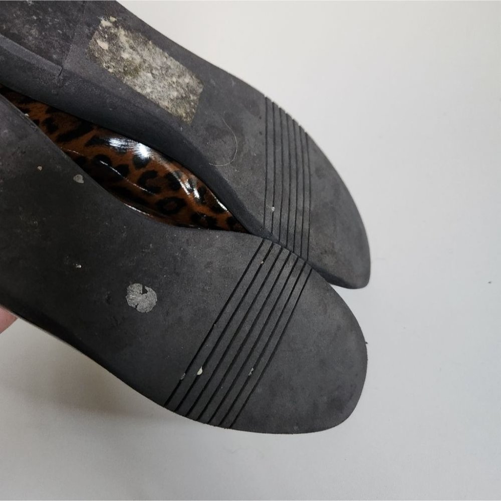 *SOLD* SALVATORE FERRAGAMO | Animal print loafers patent leather brown sz 6B - Picture 5 of 7